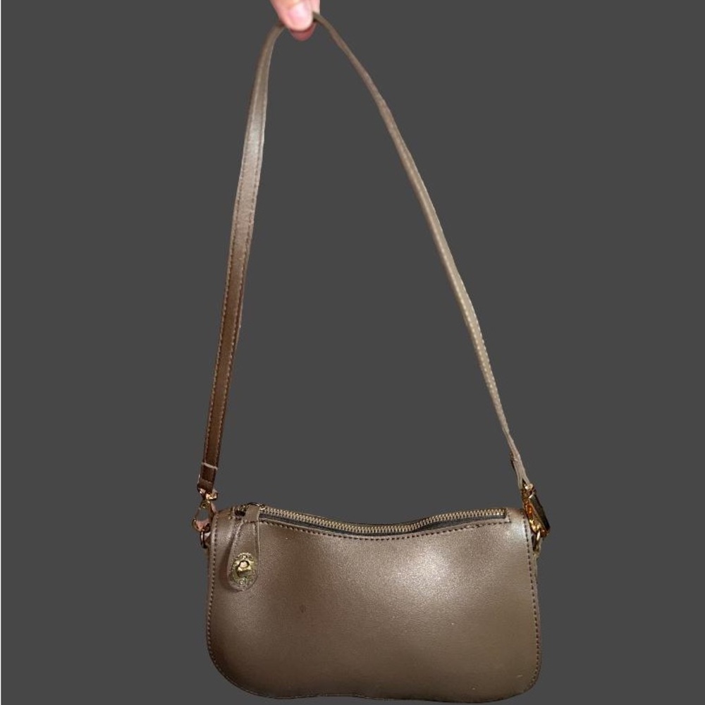 Chic Olive Leather Shoulder Bag
